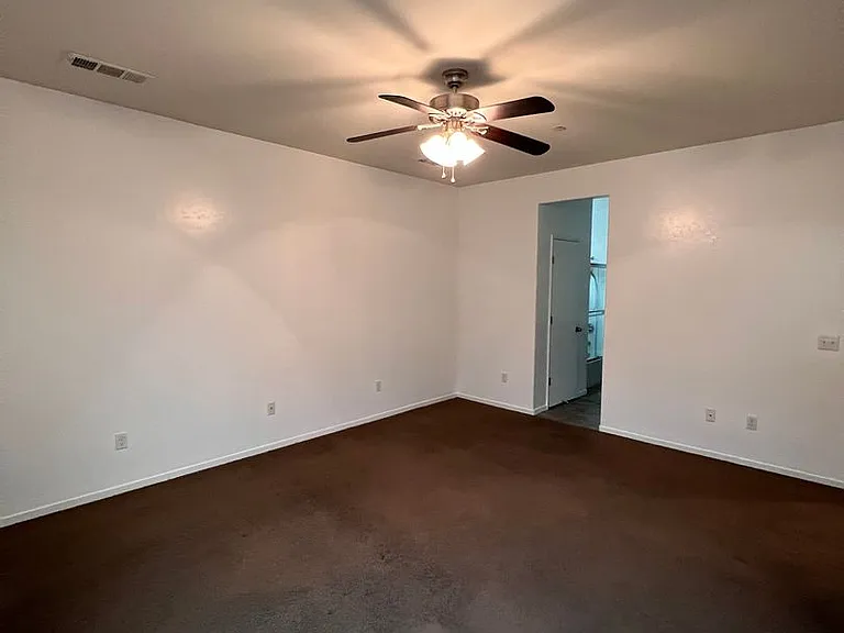 1798 Capistrano Ave — Photo 7