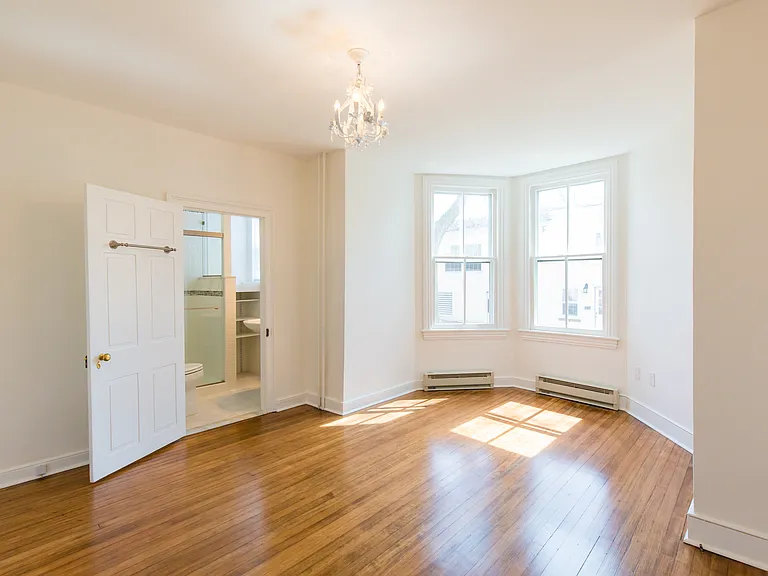 35 S State St #1 — Photo 19