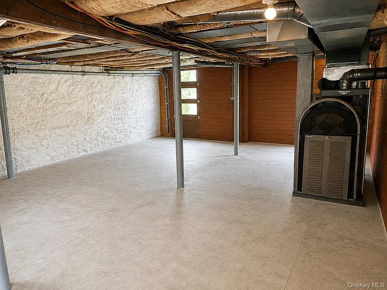 18 Kirk Lake Dr — Photo 21