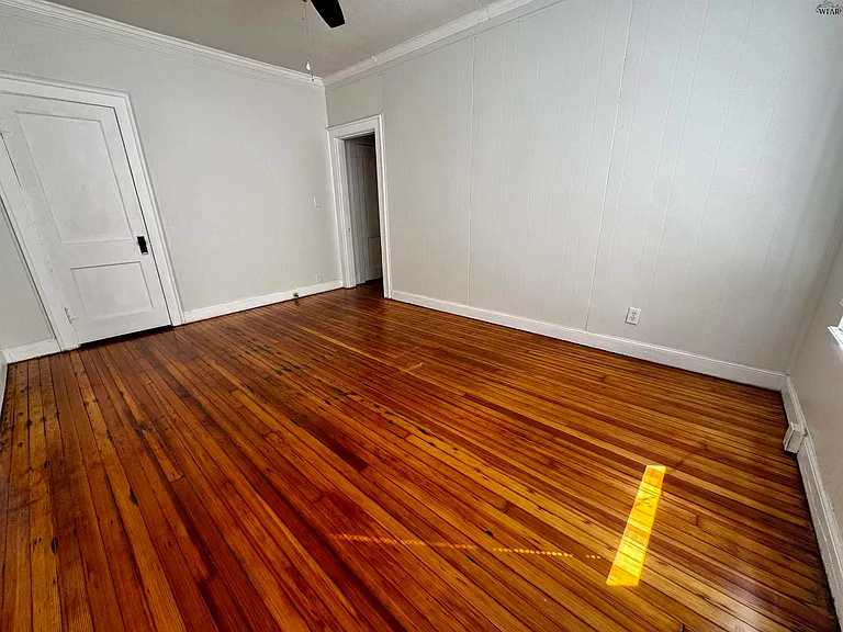 1901 Fillmore St — Photo 4