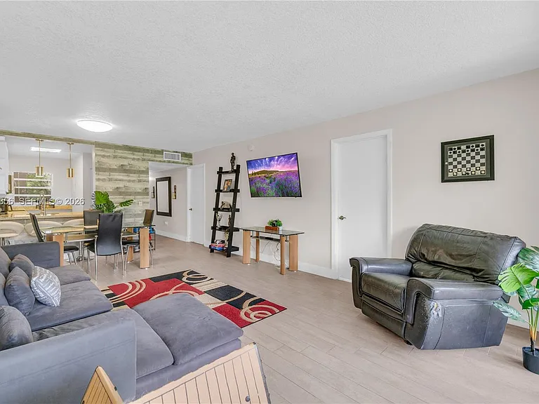 9410 Poinciana Pl #206 — Photo 6