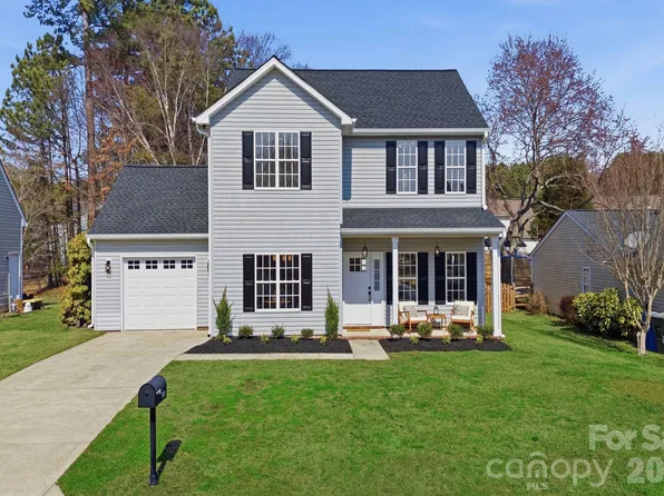 171 Kristens Court Dr, Mooresville, NC 28115