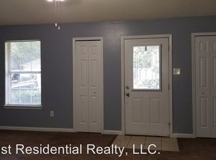 1013 Ash St, Ocean Springs, MS 39564