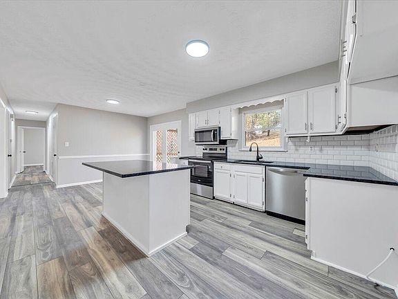 2nd image of 222 Maple Dr