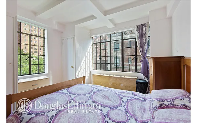 Sold by Douglas Elliman | media 16