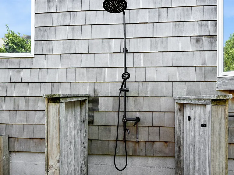69 Surfside Ave — Photo 27