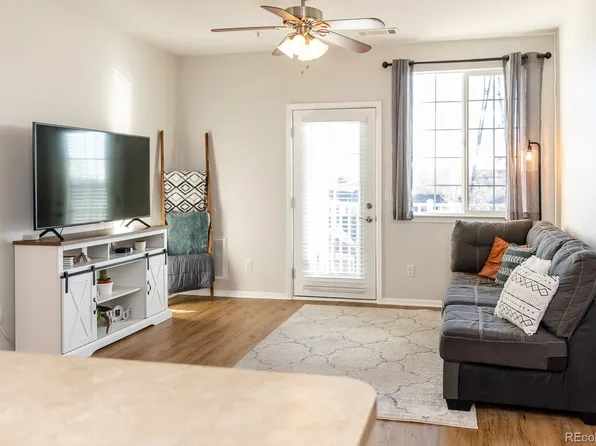 19303 E College Drive #206, Aurora, CO 80013