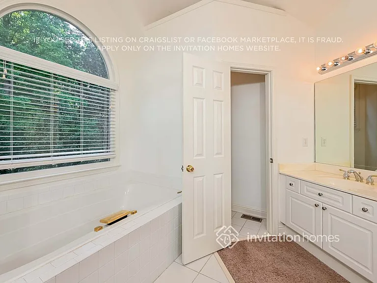 913 Daylight Cir — Photo 13