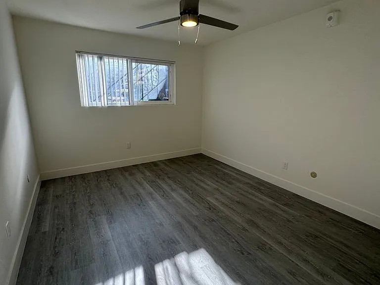 4445 Fanuel St #7 — Photo 9