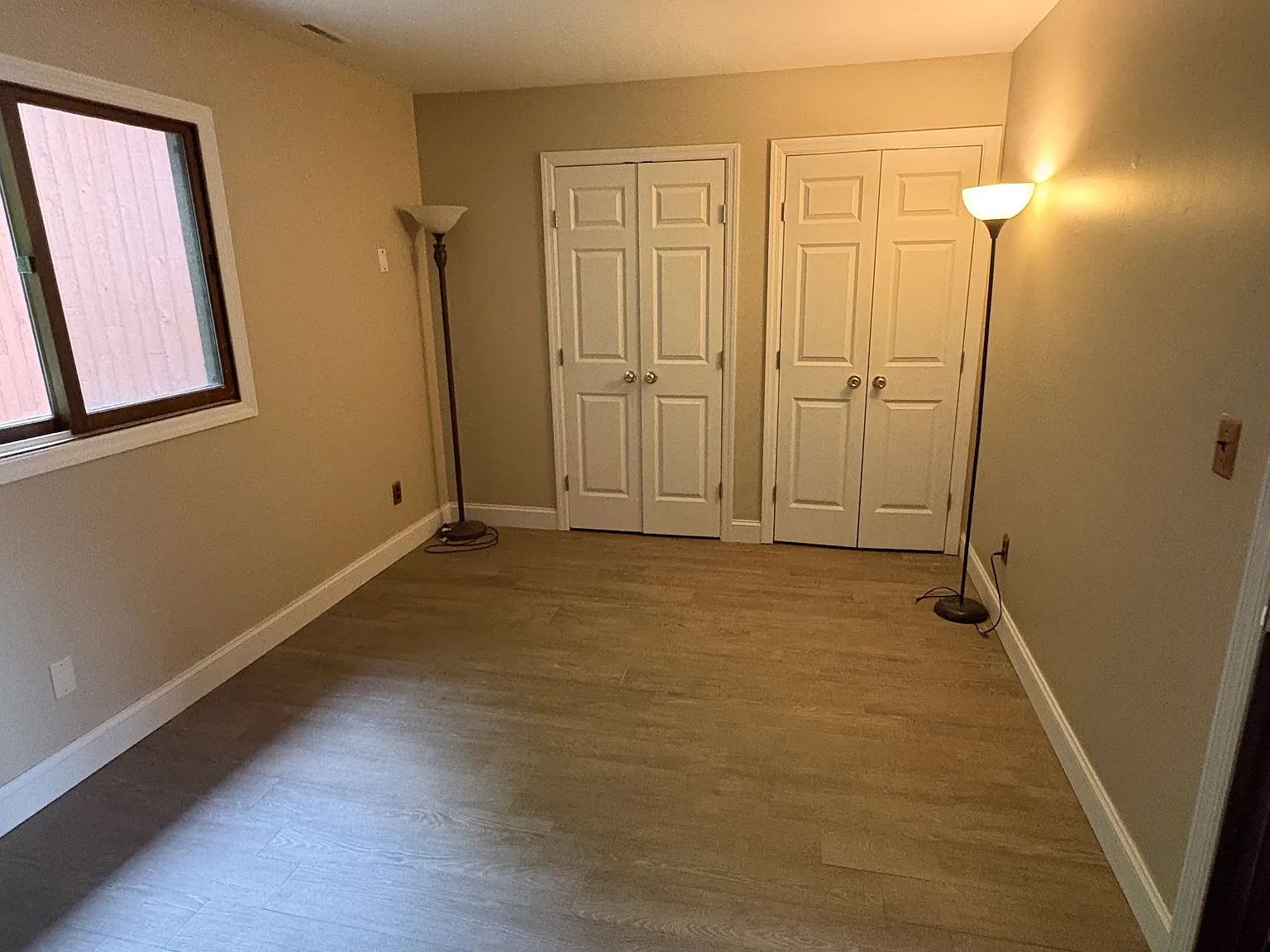 2 bed, 900 sqft, $2,500 — Photo 4