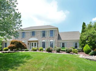 16 Ellsworth Dr, Princeton Junction, NJ 08550