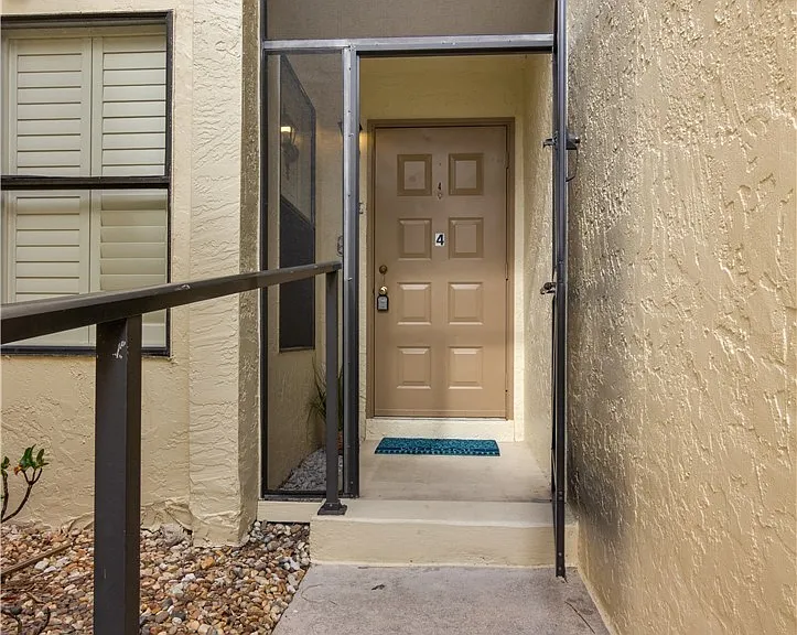 15126 Parkside Dr #104 — Photo 34