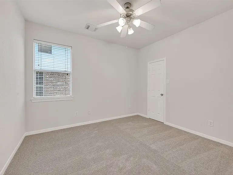 78 S Archwyck Cir — Photo 33