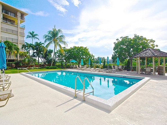 3rd image of 3545 S Ocean Blvd APT 107