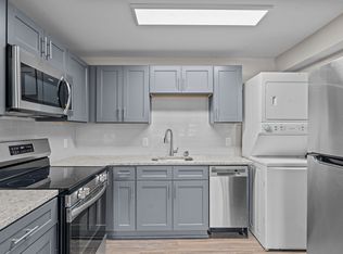 Newly Renovated, Uniquely Yours! Now Leasing 2 bed 1 bath Apartments., Spring Lake, NC 28390