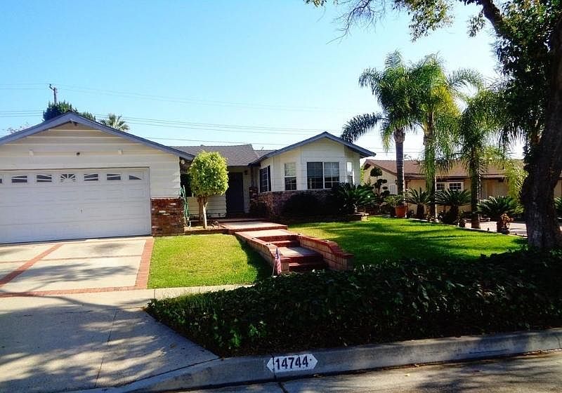 1st image of 14745 Grayville Dr
