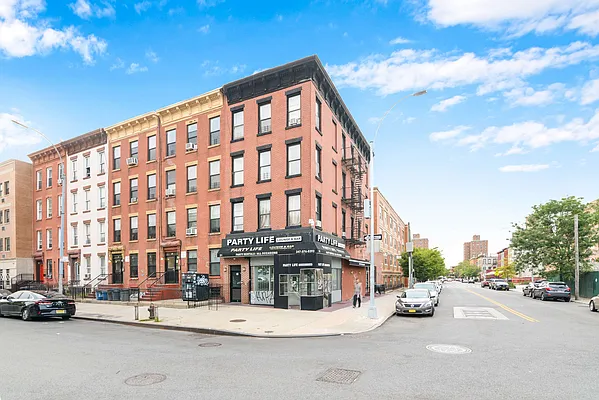 Rented by Century 21 Milestone Realty | media 37