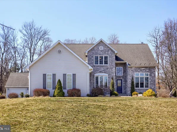815 Stonybrook Ln, Lewisberry, PA 17339