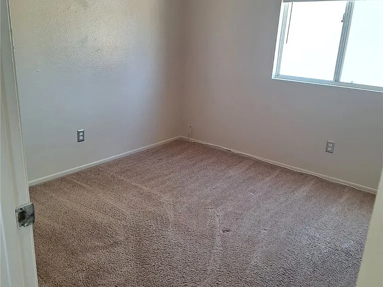 30427 Yosemite Dr — Photo 55