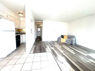 1592 N La Fox St, South Elgin, IL 60177