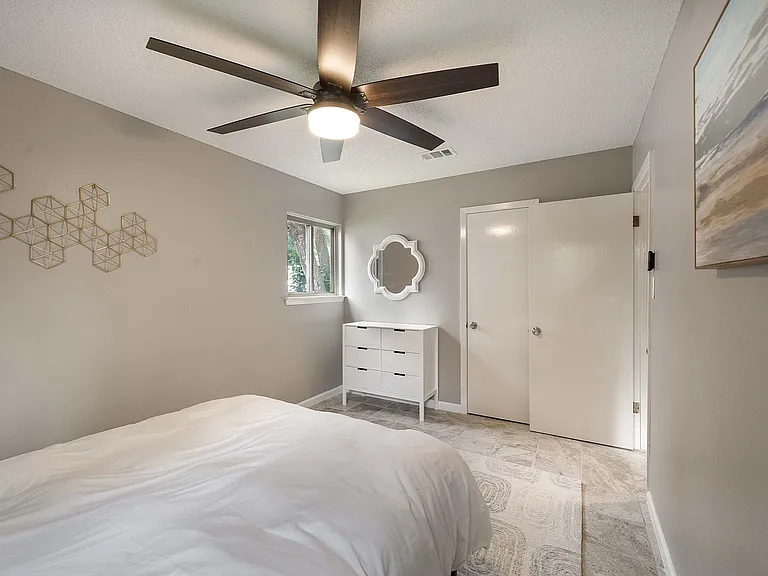6501 Cooper Ln — Photo 9