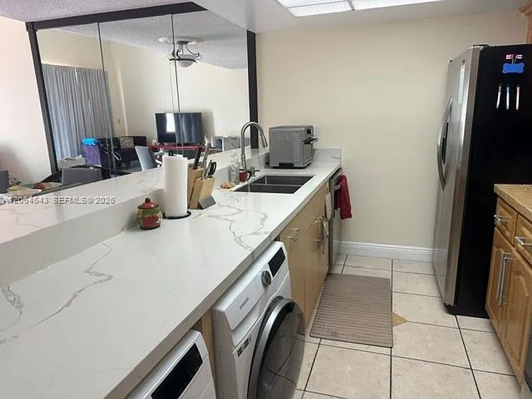 8999 SW 133rd Ct #Townhouse B — Photo 16