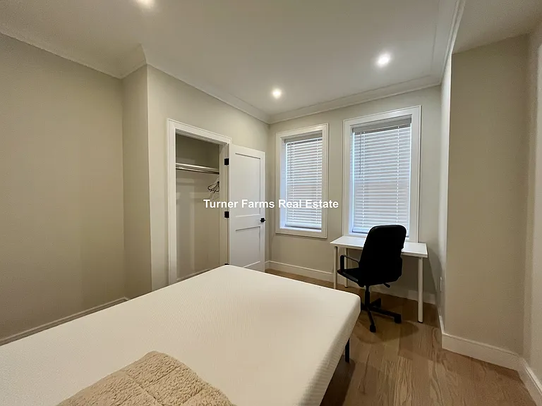 161 Allston St #3R — Photo 17