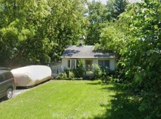 465 Bellaire Ave, Des Plaines, IL 60016