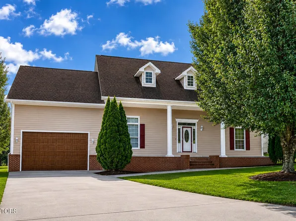 1833 Edward Dr, Sevierville, TN 37876