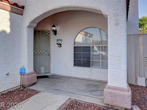 4th image of 7945 Cherry Valley Cir