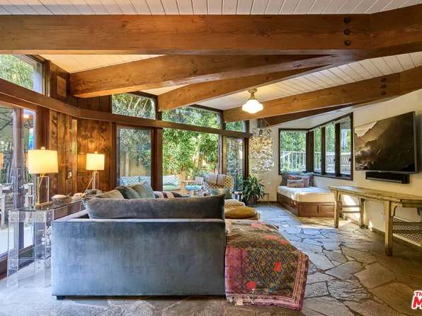 31875 Sea Level Dr, Malibu, CA 90265