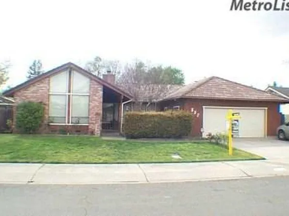 857 Wightman Dr, Lodi, CA 95242