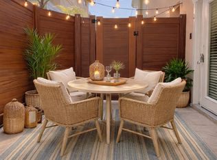 653 1st St APT 2, Hermosa Beach, CA 90254