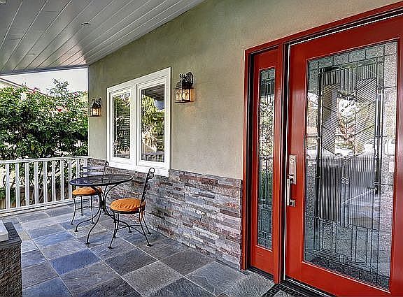 3rd image of 606 Calle De Arboles