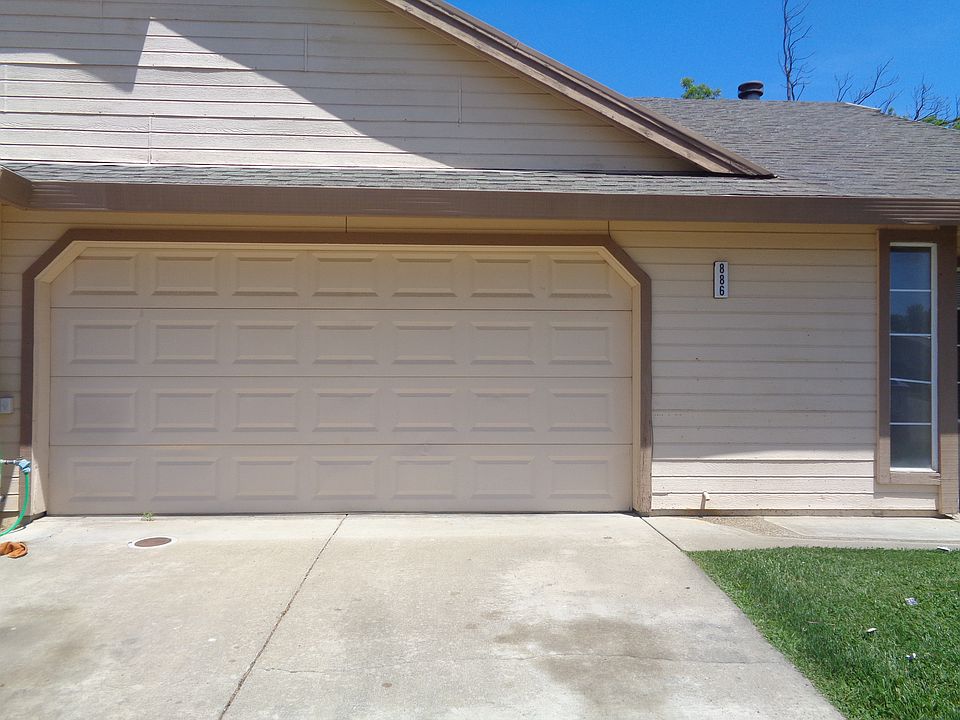 1st image of 886 Crisp Dr