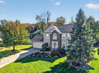 11390 Labrador Ln, Concord, OH 44077