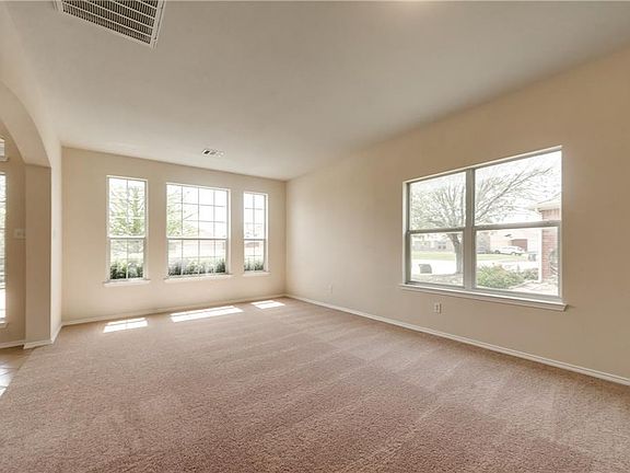5th image of 6505 Stone Lake Dr