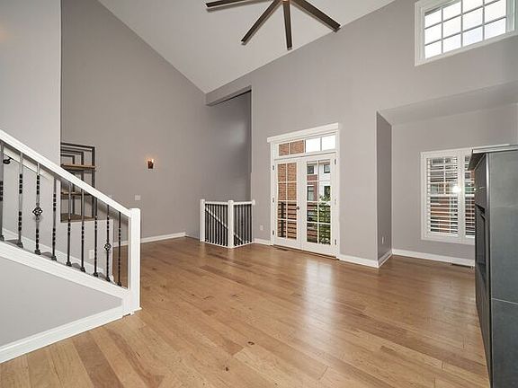 4th image of 541 N Park Ave