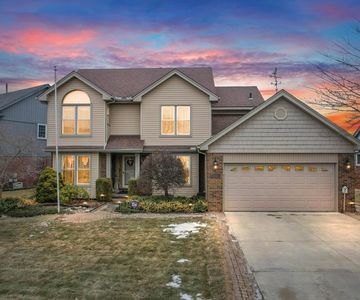26841 Coachlight St, Woodhaven, MI, 48183