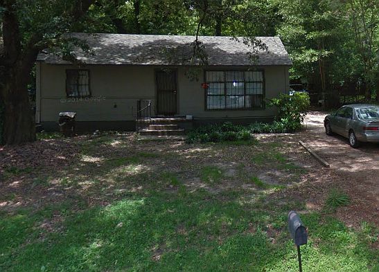 2nd image of 715 Hillmont Dr