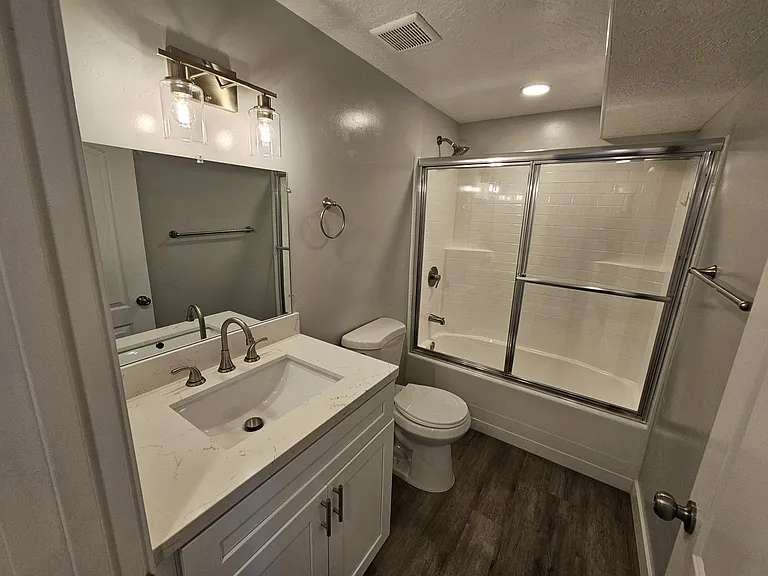 439 E Hill View Dr — Photo 58