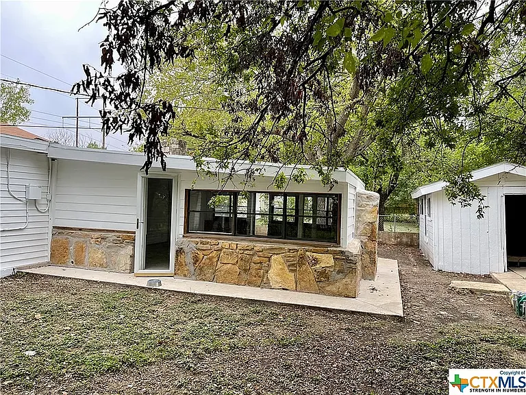 2905 Taft St — Photo 15
