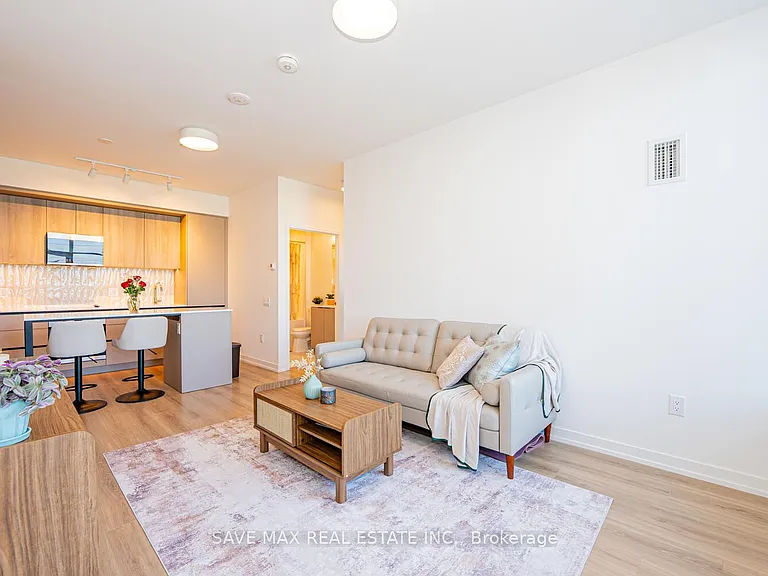 2485 Eglinton Ave W #402 — Photo 15