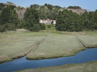 235 Argilla Rd, Ipswich, MA 01938