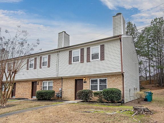 2nd image of 114 Bentley Pkwy #B