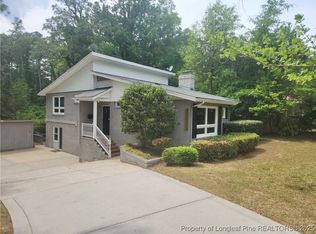 2519 Mirror Lake Dr, Fayetteville, NC 28303