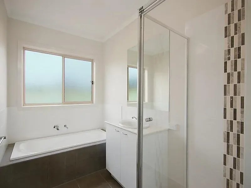 1841 S Glenn Ave — Photo 3