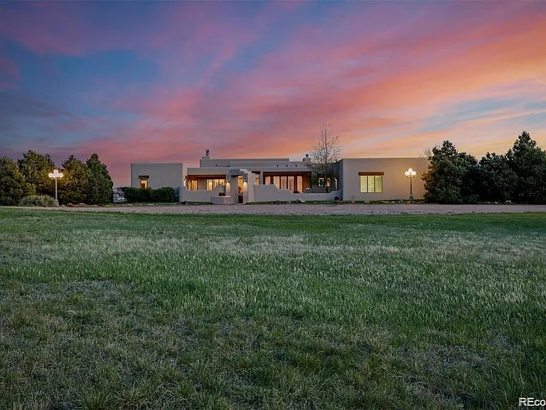 1764 Mesa Ridge Ln — Photo 5