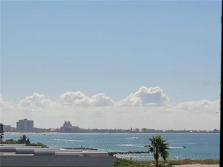 7650 Bayshore Dr #401 — Photo 51