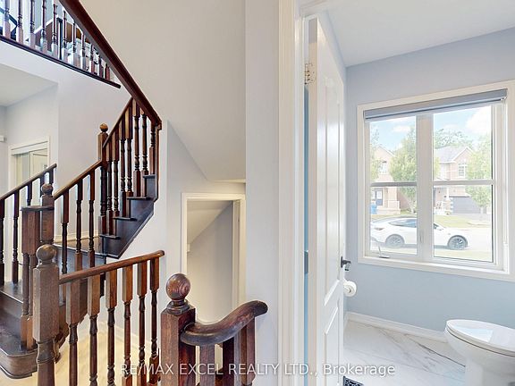 4th image of 221 Delbert Cir